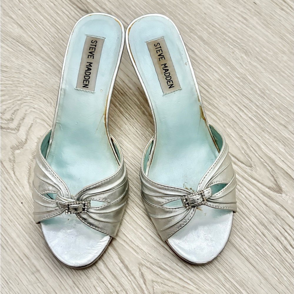 Steve Madden Metallic Silver Slides